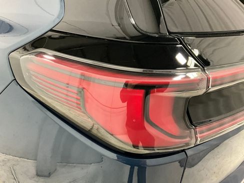 Used 2024 GMC Acadia Denali w/ Super Cruise Package image 26