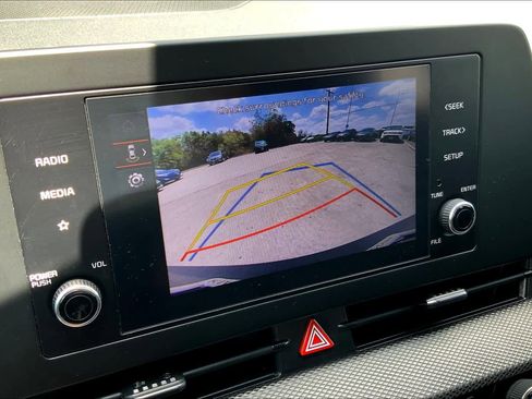 Used 2023 Kia Sportage LX image 29