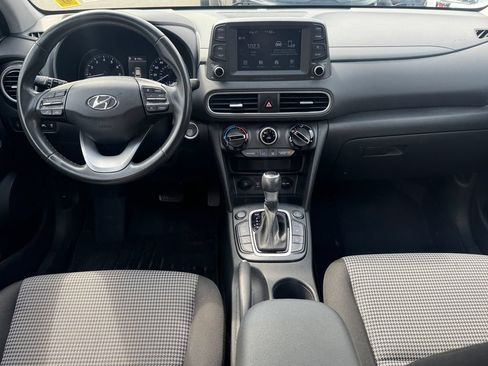 Used 2021 Hyundai Kona SEL Plus AWD/4WD image 17
