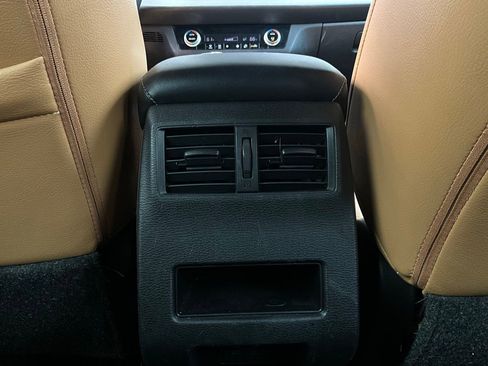 Used 2022 Mitsubishi Outlander SE image 13