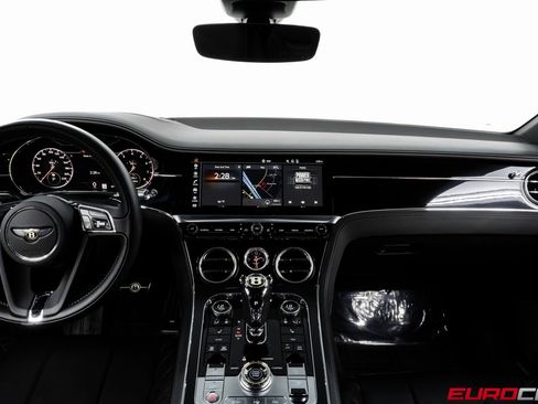Used 2020 Bentley Continental GT V8 First Edition image 22