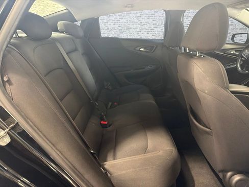 Used 2024 Chevrolet Malibu LT FWD image 12