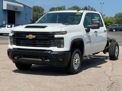 Used 2024 Chevrolet Silverado 2500 W/T w/ WT Fleet Convenience Package AWD/4WD image 32
