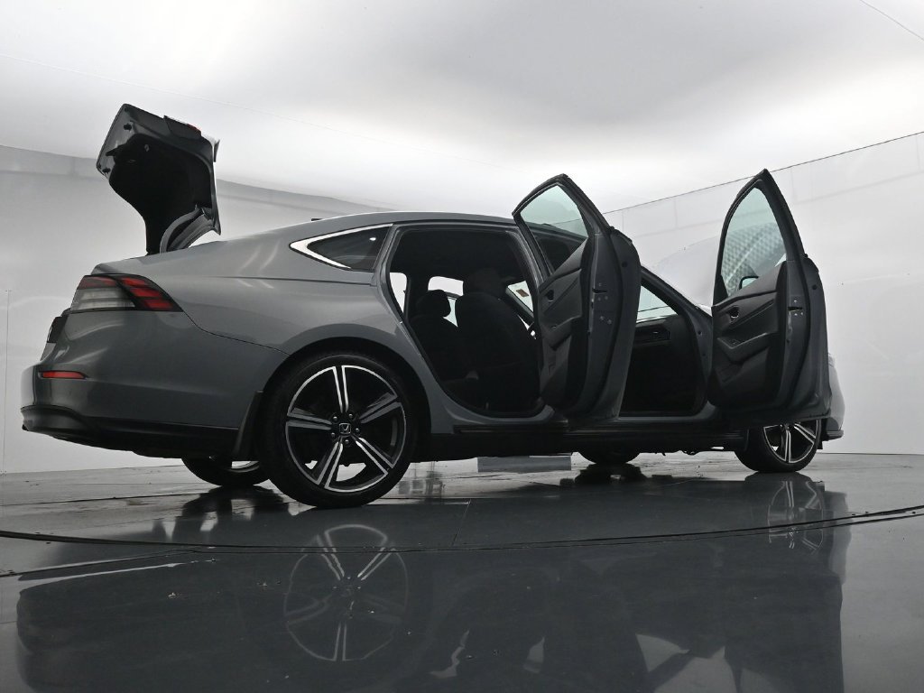 Used 2023 Honda Accord Sport image 47
