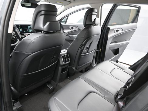 New 2026 Kia Sportage EX image 16