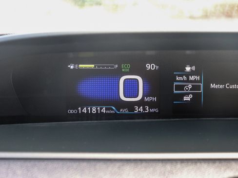 Used 2020 Toyota Prius Prime XLE FWD image 28