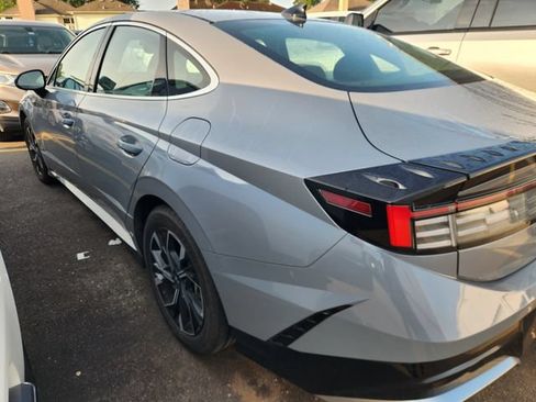 Used 2024 Hyundai Sonata SEL FWD image 4