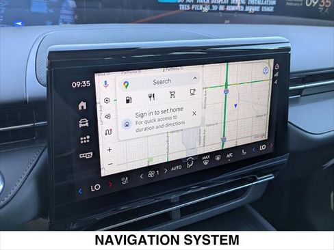 New 2026 Lincoln Nautilus Premier AWD/4WD image 9