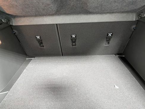 New 2026 Chevrolet Trax RS w/ Sunroof Package image 16