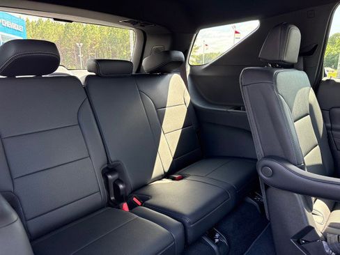 New 2026 Chevrolet Traverse LT w/ Driver Confidence Package FWD image 15