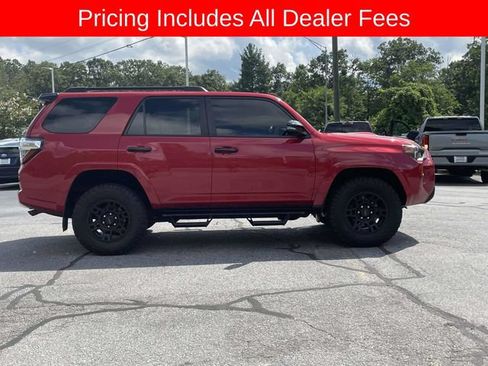Used 2021 Toyota 4Runner Venture w/ Moonroof Package AWD/4WD image 6
