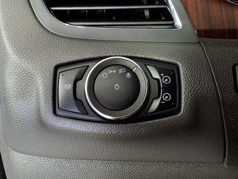 Used 2011 Ford Edge Limited w/ 301A Rapid Spec Order Code image 24