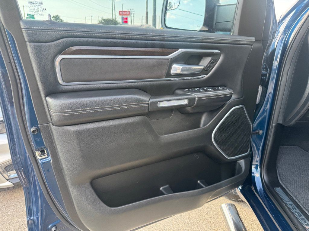 Used 2022 RAM 1500 Laramie AWD/4WD image 24