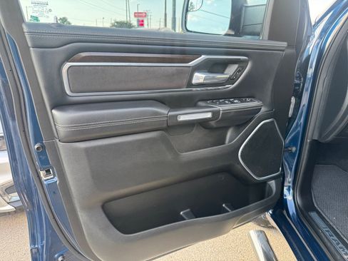 Used 2022 RAM 1500 Laramie AWD/4WD image 24