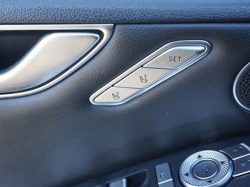 Used 2023 Genesis G80 2.5T image 11