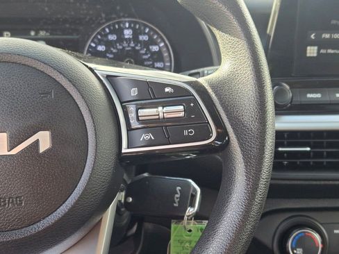 Used 2023 Kia Forte LXS image 28