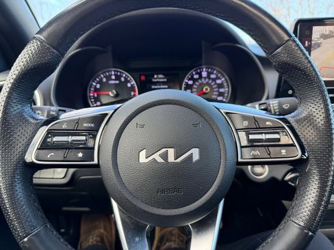 Used 2023 Kia Forte GT-Line w/ GT-Line Premium Package image 9