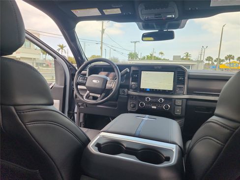 New 2026 Ford F250 Platinum image 27