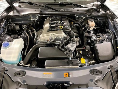 Used 2020 MAZDA MX-5 Miata Grand Touring RWD image 9