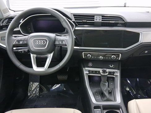 New 2025 Audi Q3 2.0T Premium w/ Convenience Package image 4