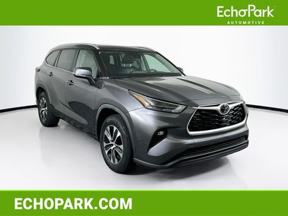 Used 2023 Toyota Highlander XLE