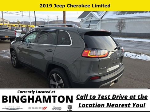 Used 2019 Jeep Cherokee Limited w/ Trailer Tow Group image 7