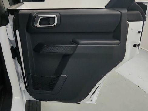 Used 2025 Ford Bronco Outer Banks AWD/4WD image 27