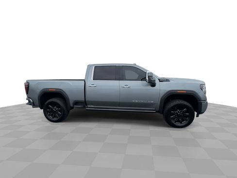 Used 2024 GMC Sierra 2500 Denali Ultimate w/ Max Trailering Package AWD/4WD image 9