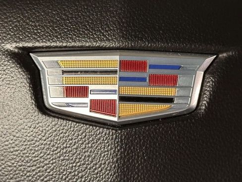 Used 2024 Cadillac XT6 Luxury AWD/4WD image 25