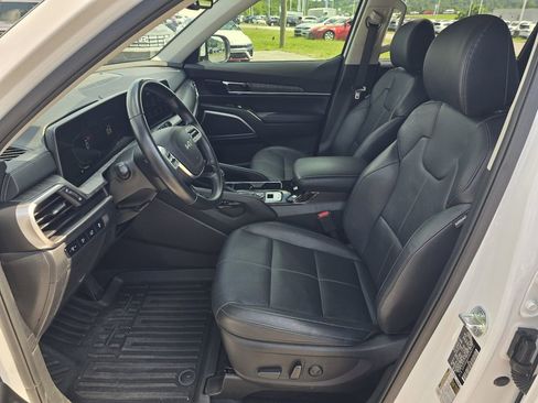 Used 2023 Kia Telluride EX FWD image 13