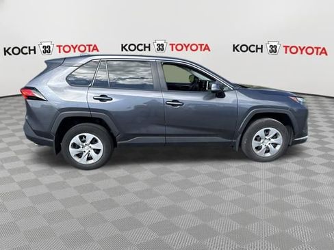 Used 2023 Toyota RAV4 LE image 9