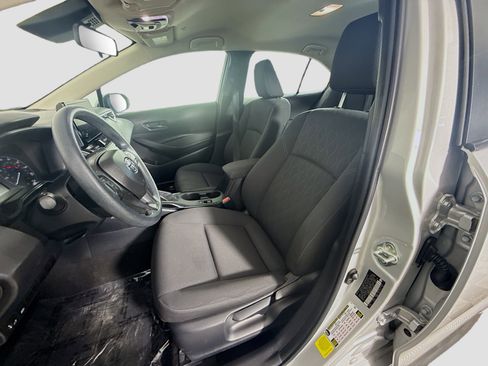 Used 2024 Toyota Corolla LE FWD image 21