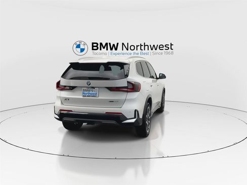 New 2026 BMW X1 xDrive28i w/ Technology Package AWD/4WD image 2