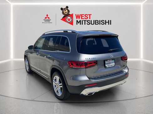 Used 2022 Mercedes-Benz GLB 250 image 4