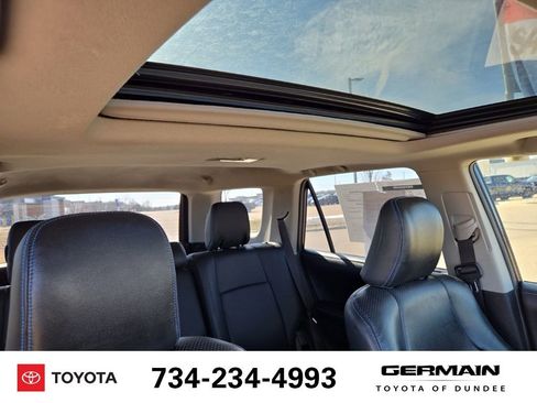 Used 2019 Toyota 4Runner SR5 Premium image 18