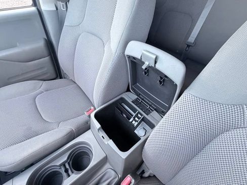 Certified 2020 Nissan Frontier SV RWD image 16