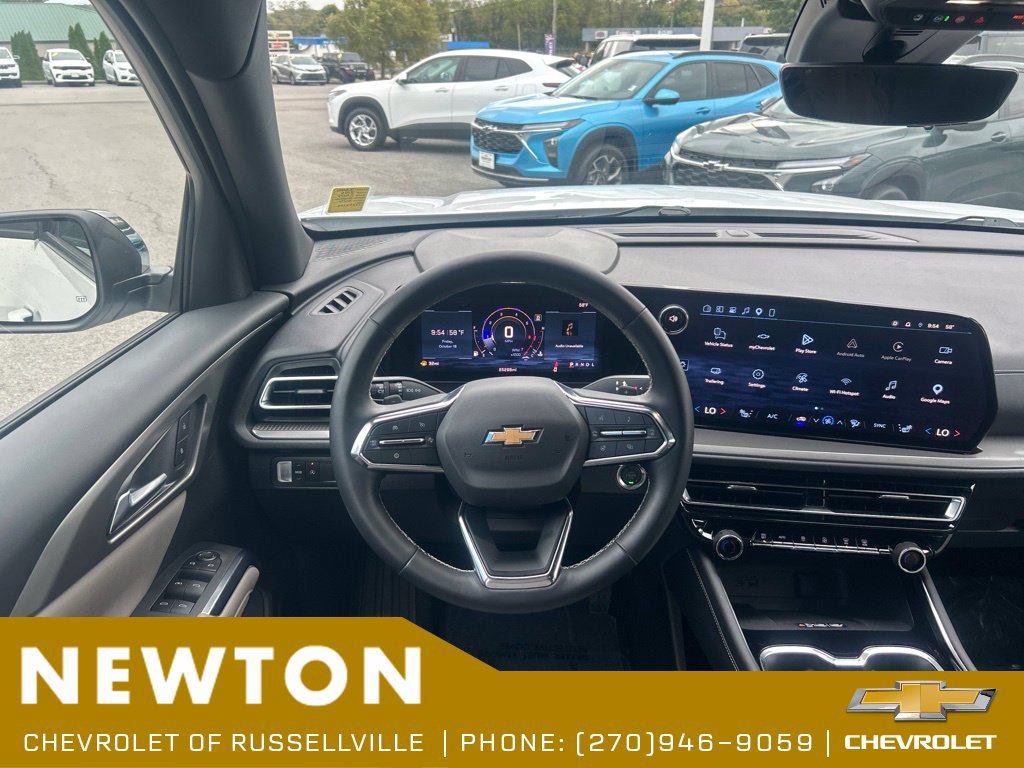 Used 2026 Chevrolet Traverse LT w/ Driver Confidence Package FWD image 21