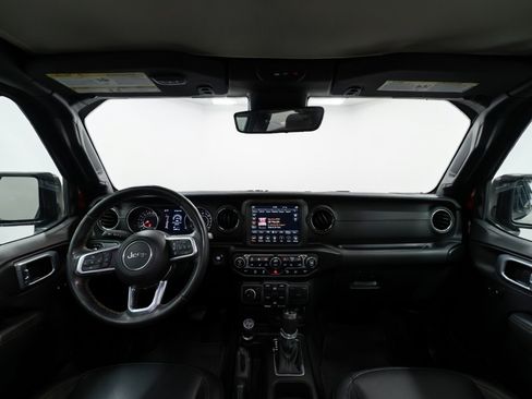Used 2021 Jeep Wrangler Unlimited Sahara AWD/4WD image 16