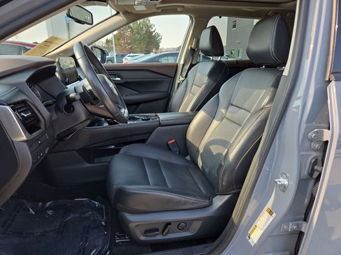 Certified 2023 Nissan Rogue SL w/ SL Premium Package image 10