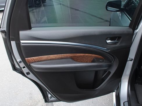 Used 2020 Acura MDX SH-AWD w/Technology Pkg Sport image 30