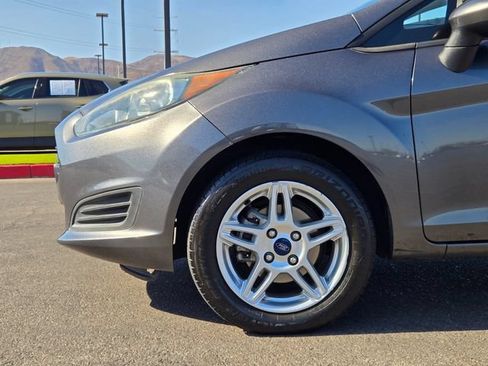 Used 2019 Ford Fiesta SE FWD image 7