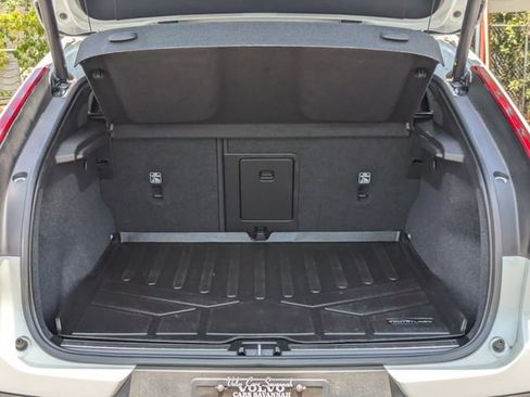 Certified 2023 Volvo C40 P8 Recharge Ultimate AWD/4WD image 17
