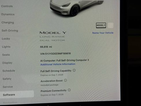 Used 2021 Tesla Model Y Long Range AWD/4WD image 23