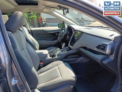 Used 2025 Subaru Outback Onyx Edition AWD/4WD image 14