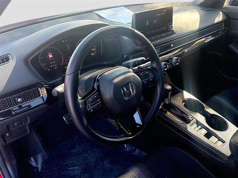 Used 2025 Honda Civic Sport image 9