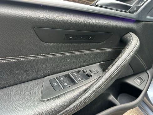 Used 2020 BMW 530i w/ Convenience Package RWD image 36