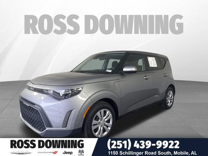Used 2025 Kia Soul LX