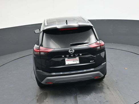 Used 2023 Nissan Rogue SV w/ SV Premium B Package image 27