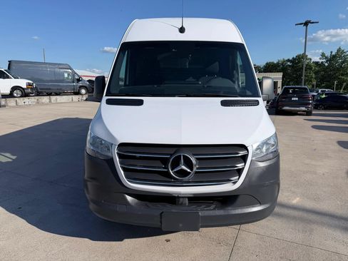 Used 2019 Mercedes-Benz Sprinter 170 Cargo w/ Acoustic Package image 8