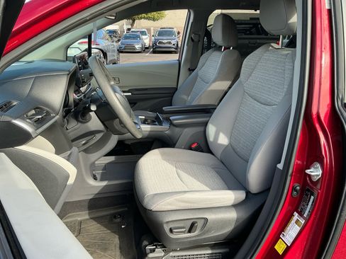 Certified 2023 Toyota Sienna LE image 14